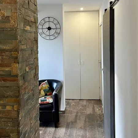 Apartment Spacious Cocoon In